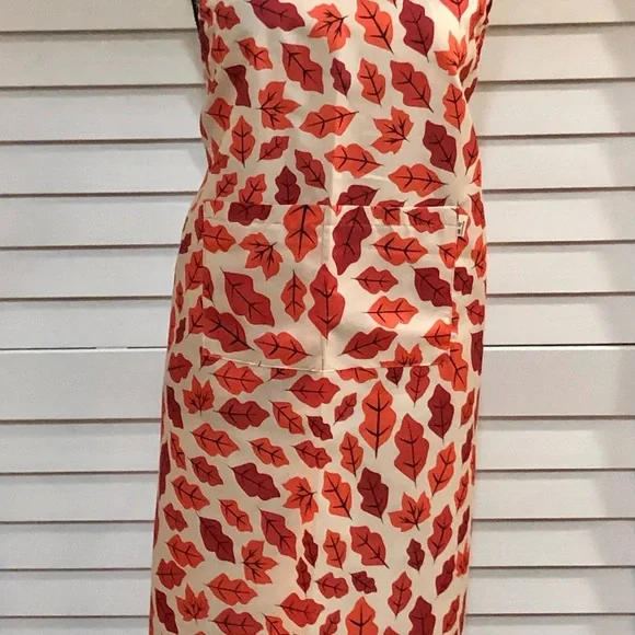 Andys Aprons - not so basic. Fall leaves - Picture 2 of 5